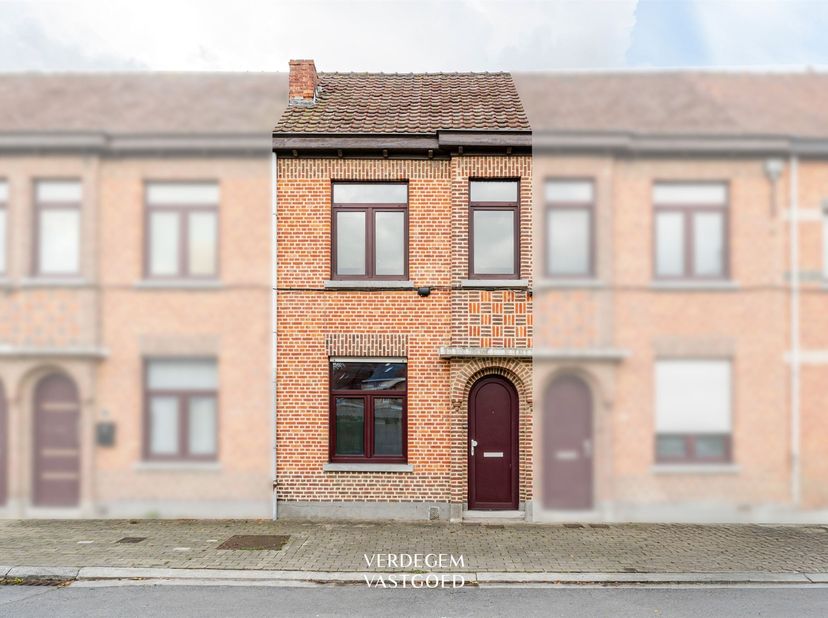Huis te koop in Beekstraat 13,
                    9160 Lokeren