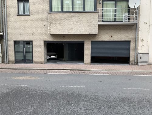                                         Garage à vendre à Oostende, € 21.000
