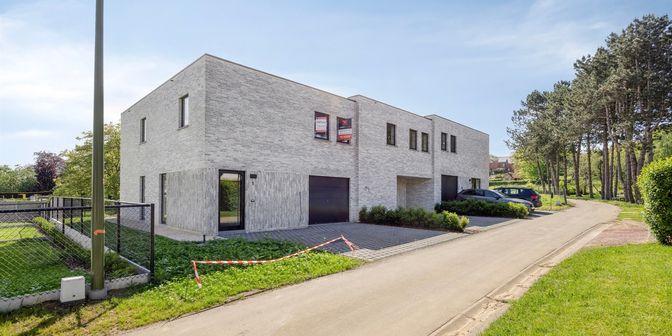 Maison à vendre à Dag- en Nachtstraat 1, 3390 Tielt