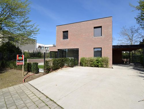                                         Woning te huur in Roeselare, € 950
