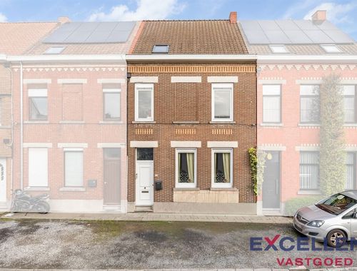                                         Eengezinswoning te koop in Ronse, € 239.000
