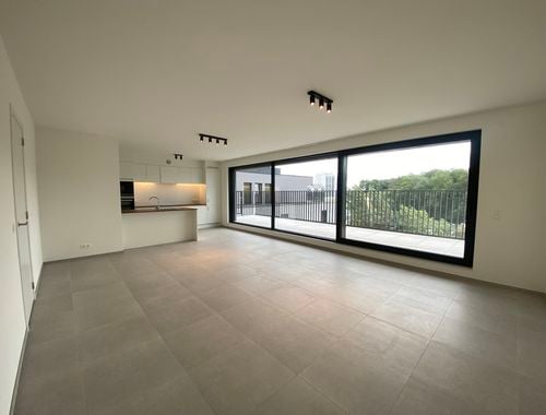                                         Appartement à louer à Schaerbeek, € 1.800
