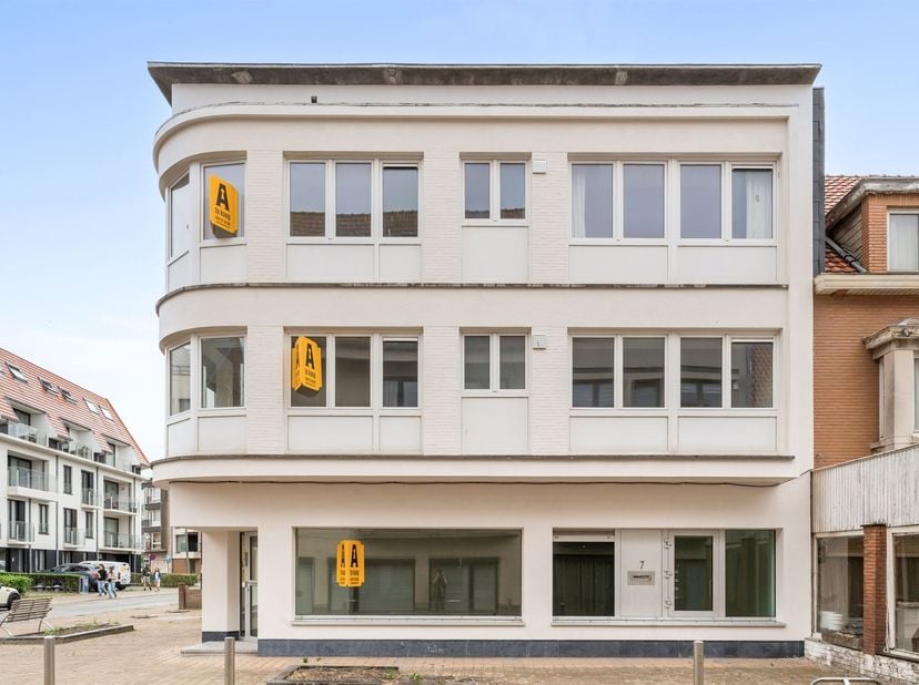Bien professionnel à vendre
                    à 8450 Bredene