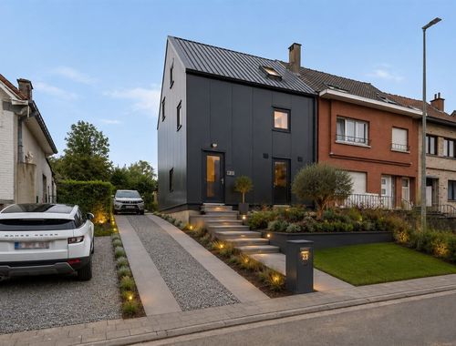                                         Eengezinswoning te koop in Iddergem, € 449.000
