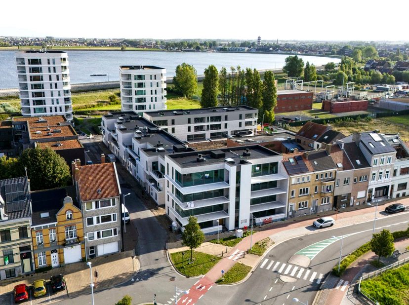 Appartement te koop
                    in 8450 Bredene