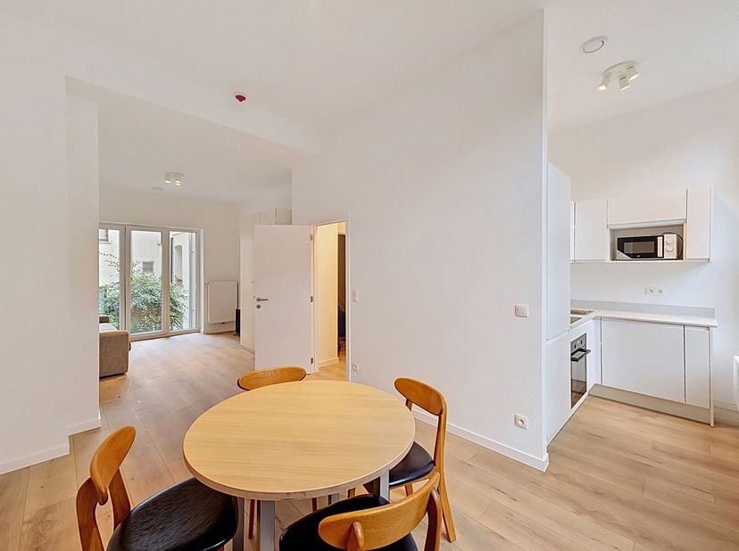 Appartement te huur in Rue de Savoie 8,
                    1060 Sint-Gillis