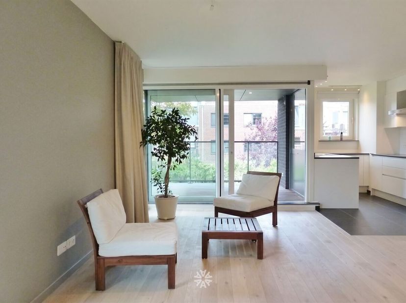 SINT-AMANDSBERG/GENT -Kleine Wedepad 5 : Vous êtes à la recherche d'un appartement calme avec garage à louer près de Gand ? Ce bien est peut-être fait