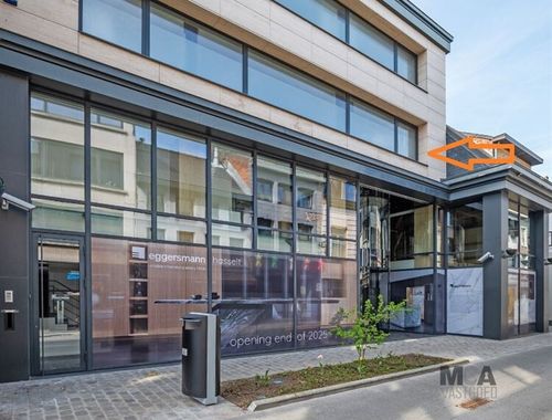                                         Bureaux à vendre à Hasselt, € 410.000
