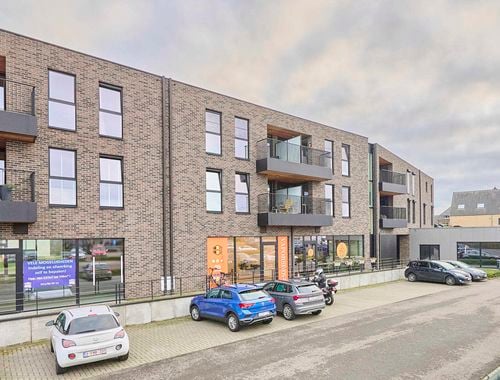                                         Rez-de-chaussée commercial à vendre à Bocholt, € 138.000
