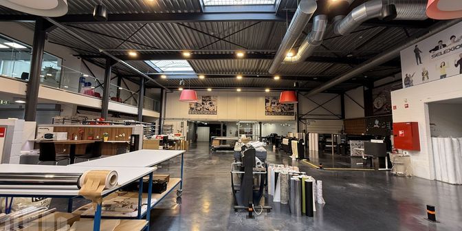 Bien professionnel à louer à Bergensesteenweg 700 boîte B, 1600 Sint-Pieters-Leeuw