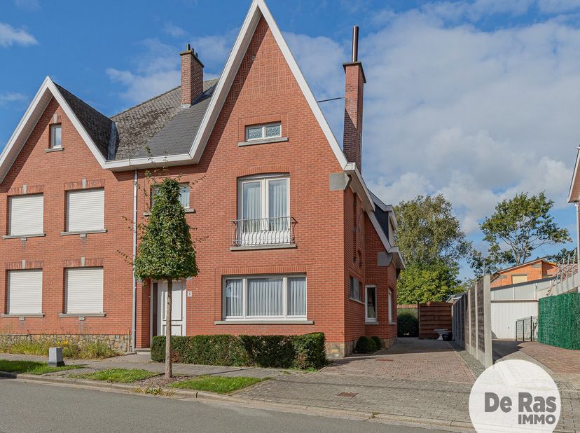 Maison à vendre à Beekstraat 5,
                    9340 Oordegem