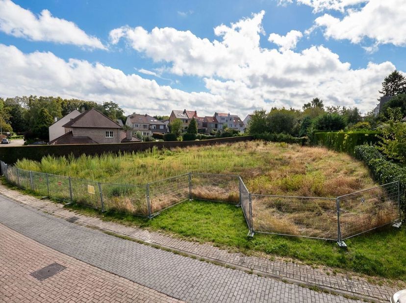 Grond te koop in In de Poort 15,
                    1970 Wezembeek-Oppem