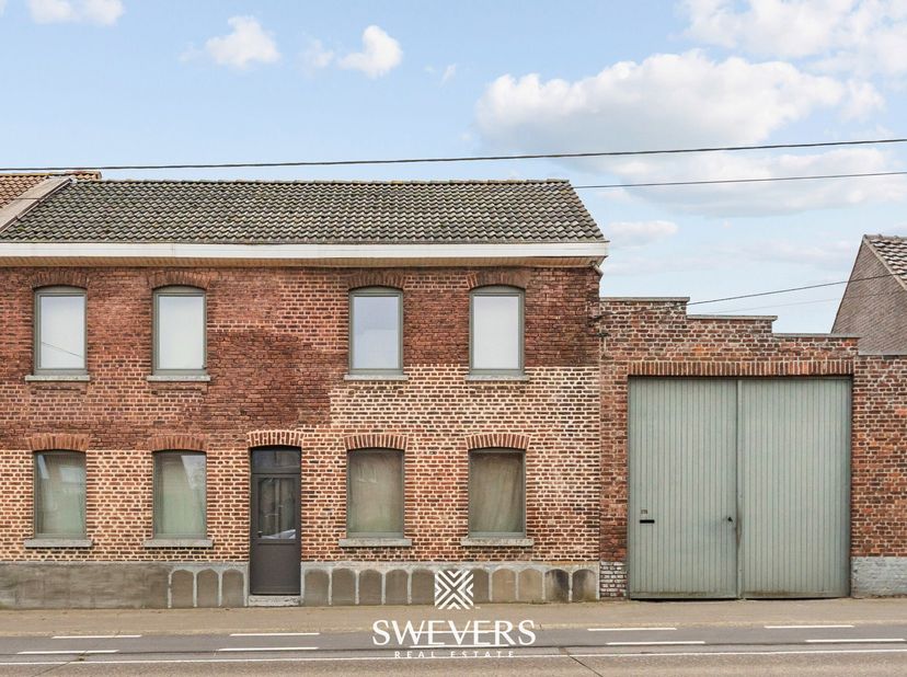 Voor meer info en fotos, surf naar www.swevers.be  Op een gunstige ligging tussen Sint-Truiden en Tienen en vlak bij het centrum van Zoutleeuw, ontdek