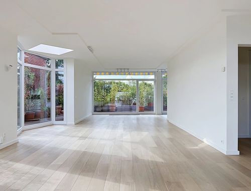                                         Penthouse à louer à Bruxelles, € 3.690
