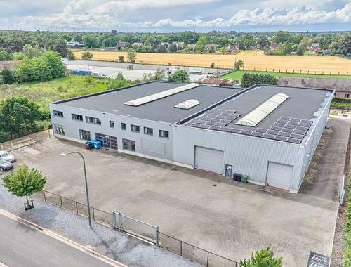                                         Bedrijfsgebouw te huur in Overpelt, € 6.750
