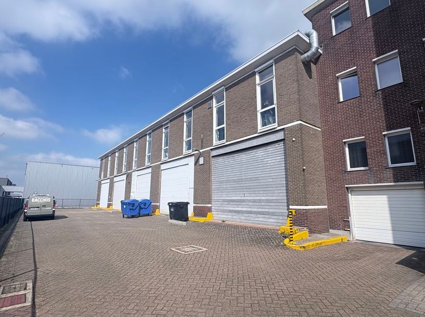 Bedrijfsvastgoed te huur in Noorderlaan 79,
                    2030 Antwerpen