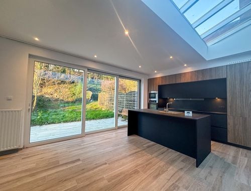                                         Maison exceptionnelle à louer à Uccle, € 2.700
