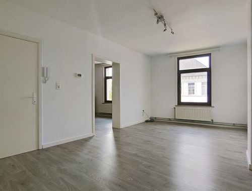                                         Appartement te huur in Tournai, € 720
