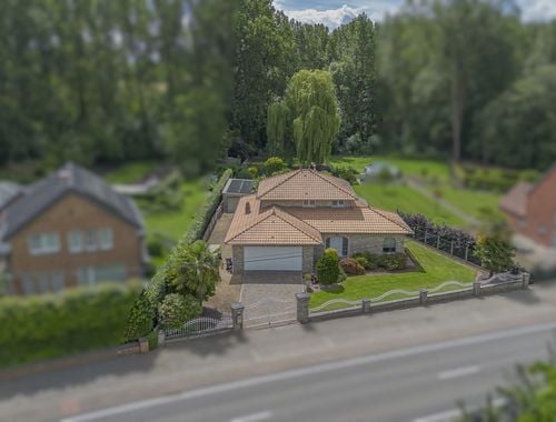                                         Woning te koop in Sint-Lievens-Houtem, € 595.000
