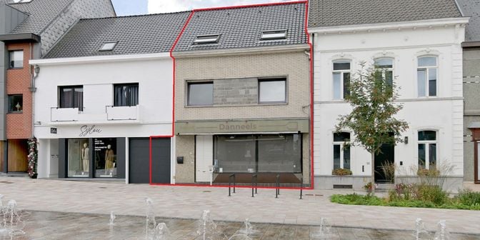 Huis te koop in Markt 12, 9890 Gavere