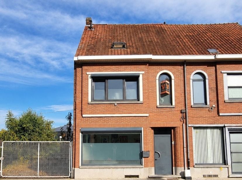 Huis te koop in Brusselsestraat 35,
                    9660 Nederbrakel
