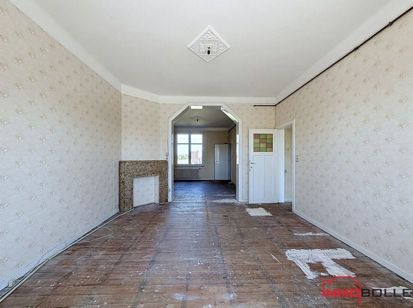 Boulevard Général Wahis, in de nabijheid van Meiser en alle faciliteiten, doorkijkappartement te renoveren van 81m² (volgens EPC) + overdekt terras ge