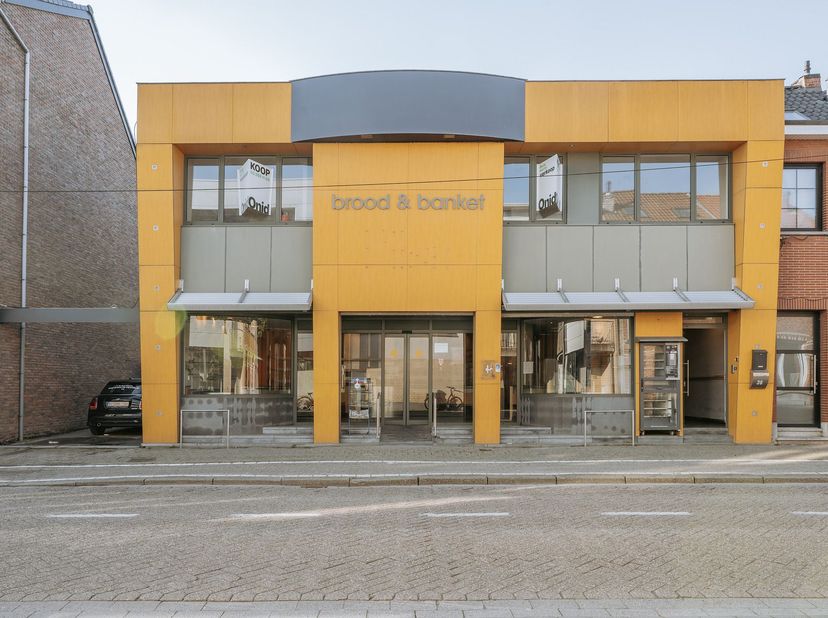 Bedrijfsvastgoed te koop in Jozef Reusenslei 36,
                    2150 Borsbeek
