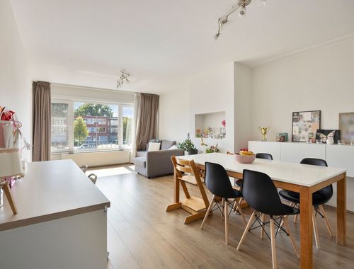                                         Appartement à vendre à Deurne, € 273.000
