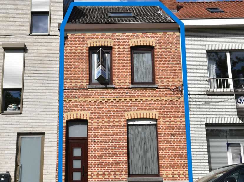 LiggingWelkom in deze charmante stadswoning, ideaal gelegen in de rustige Nieuwe Molenstraat. Deze gezellige knipstraat bevindt zich op wandelafstand