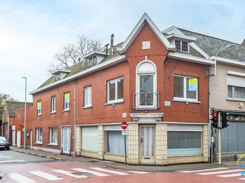 Maison à vendre
                    à 9240 Zele