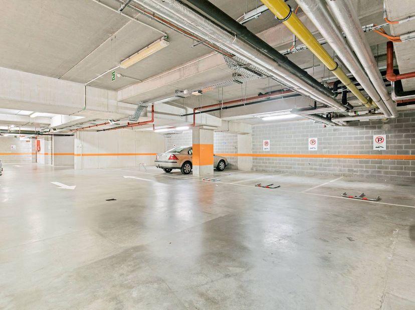 Ondergrondse parkeerplaats te koop in gebouw Figaro!