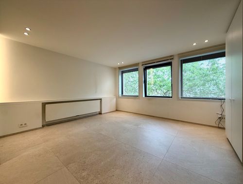                                         Appartement à louer à Kortrijk, € 895
