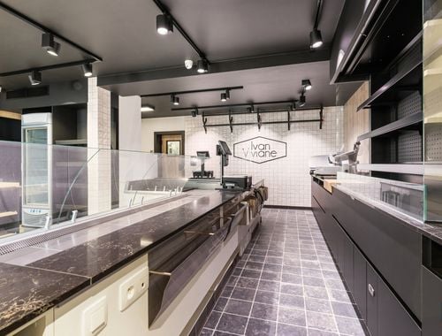                                         Bâtiment commercial à vendre à Rekkem, € 325.000
