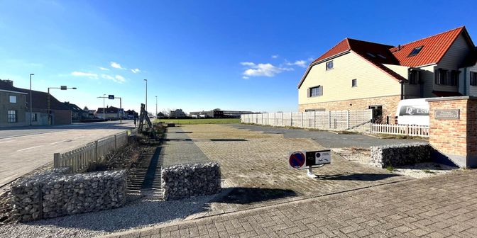 Garage te koop in Oostendse Steenweg 7, 8377 Zuienkerke