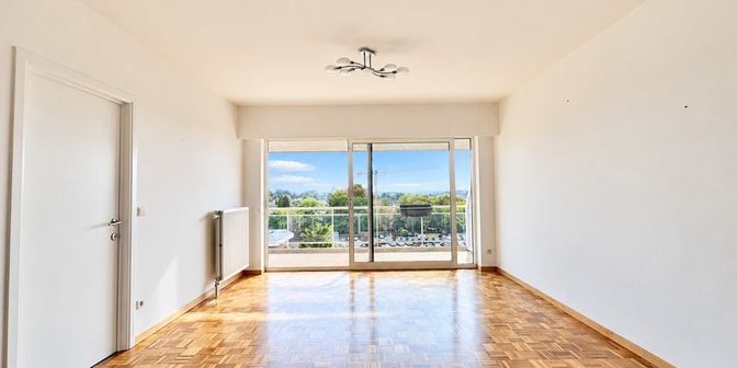 Appartement te huur in Avenue de Hinnisdael 14B, 1150 Sint-Pieters-Woluwe