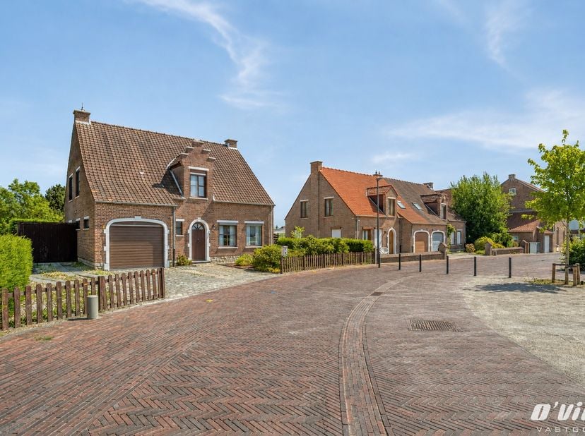 Huis te koop in Sint-Pietersplein 10,
                    3070 Kortenberg