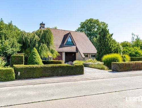                                         Villa te koop in Aaigem, € 579.000
