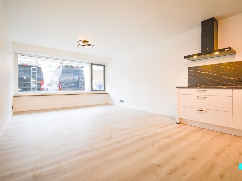 Instapklaar gelijkvloers appartement&amp;nbsp;met twee slaapkamers, gelegen&amp;nbsp;in residentie 'Carmen 2', op wandelafstand van het centrum van Roeselare