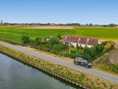                                         Maison à vendre à Leffinge, € 475.000
