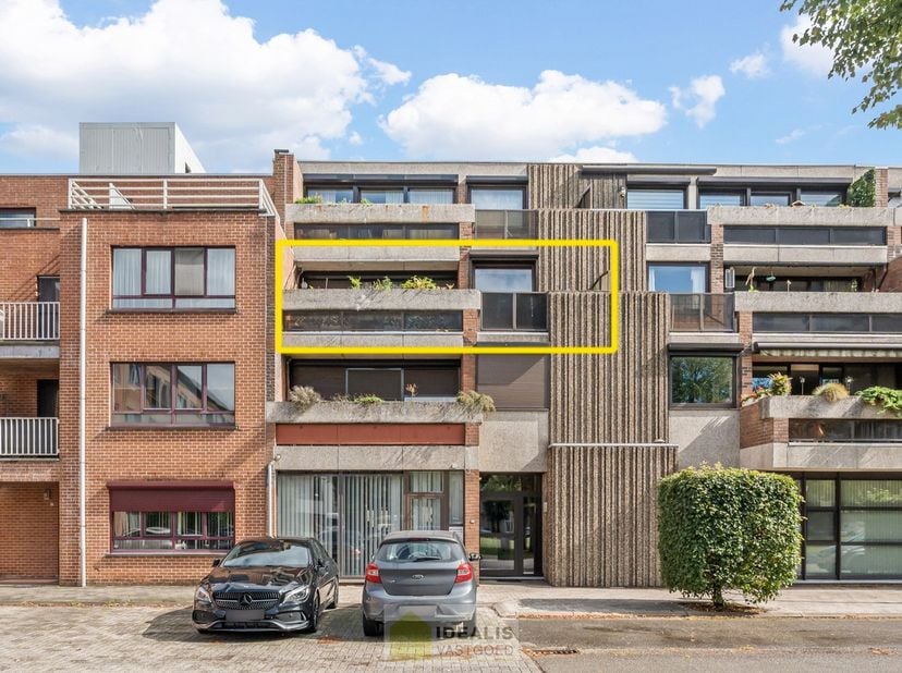 Appartement te koop in Markt 15 bus 3,
                    3971 Heppen