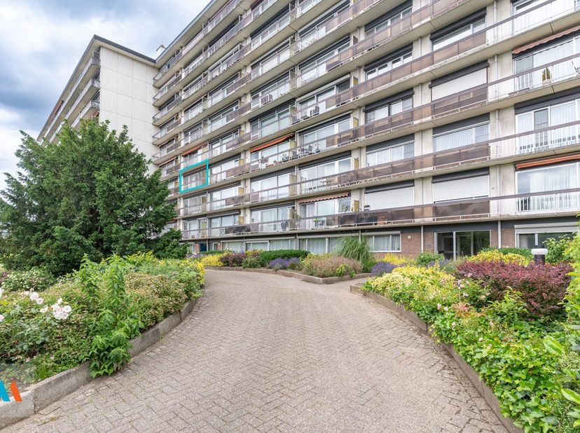 Appartement te koop in Nieuwdreef 127 bus C301,
                    2170 Merksem