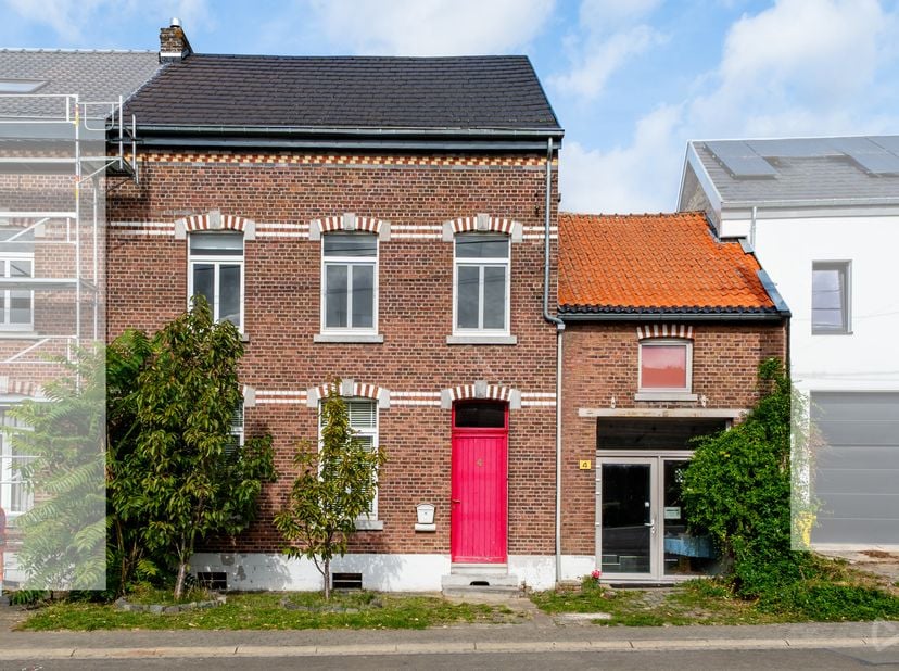 Maison à vendre à Rue du Village 4,
                    4287 Lincent