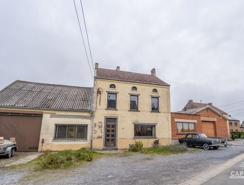                                         Maison à vendre à Sart-Dames-Avelines, € 375.000
