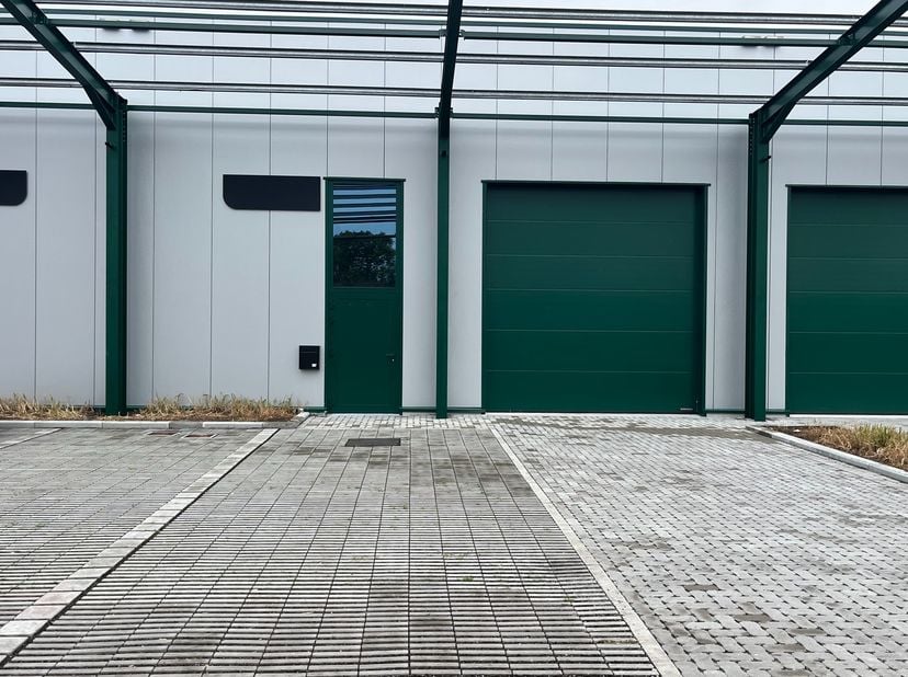 Bien professionnel à louer
                    à 3500 Hasselt