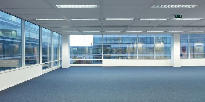 Bedrijfsvastgoed te huur in Bourgetlaan 42, 1130 Haren