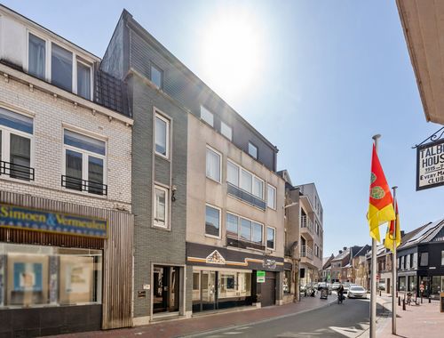                                         Commercieel Gebouw te koop in Poperinge, € 125.000

