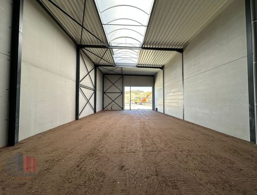                                         Bedrijfsgebouw te koop in Anzegem, € 283.000
