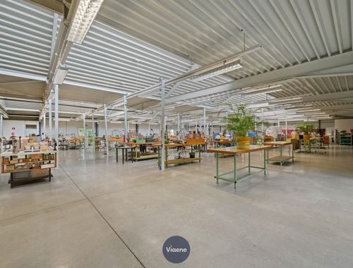                                         Handelspand te huur in Oostende, € 8.000
