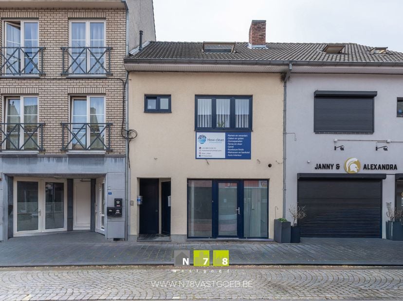 Appartement à vendre
                    à 3630 Eisden