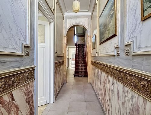                                         Herenhuis te koop in Ieper, € 459.000
